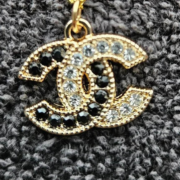 Elegant Black and Clear Rhinestone Charm - Picture 1 of 2